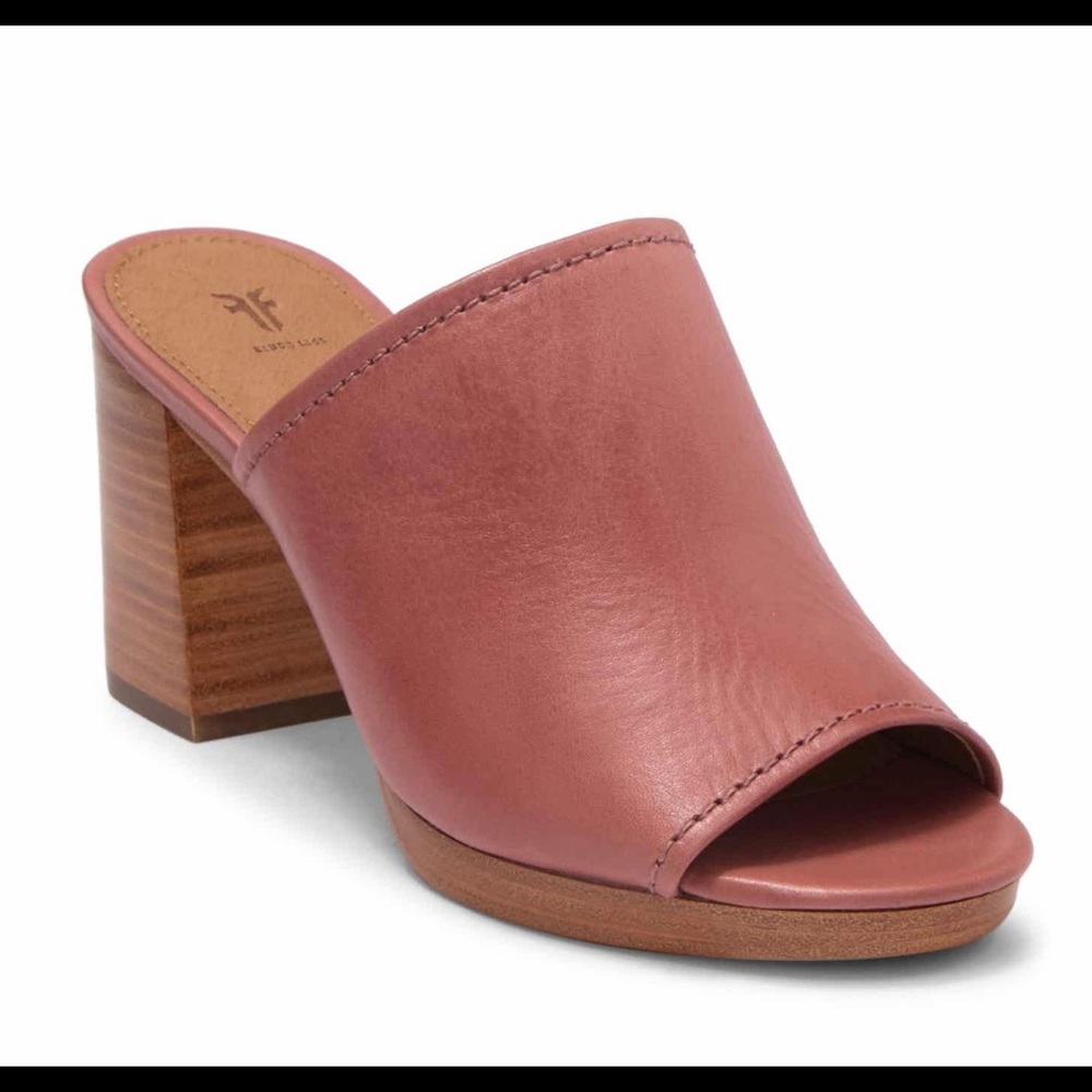 ✨✨  FRYE block heel mules ✨✨✨✨